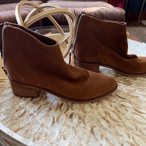 Steve Madden Cognac Sueded Leather Boots - Picture 2 of 5